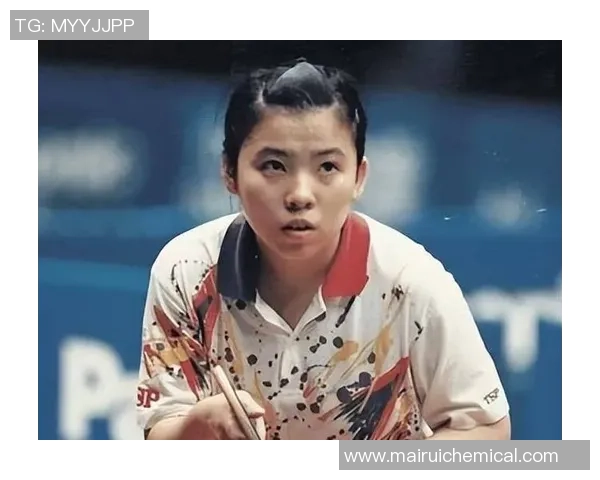 足球明星邓亚萍的身高与她的运动成就之间的关系探讨